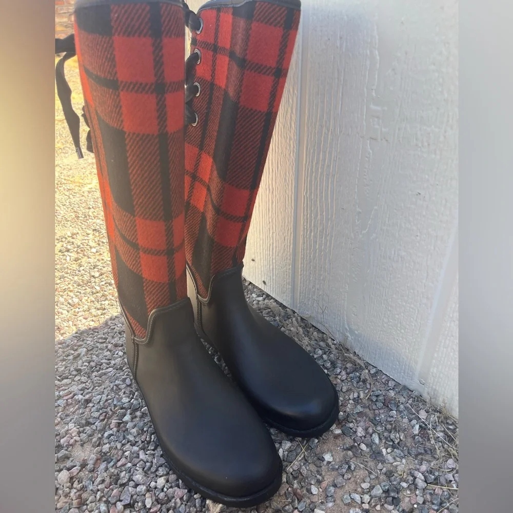 Coach Tristee Rain Boots Red Black Plaid Rubber Boots Women’s Size 9